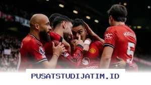 Bruno Fernandes Borong Dua Assist, Manchester United Hancurkan Aston Villa 3-1!