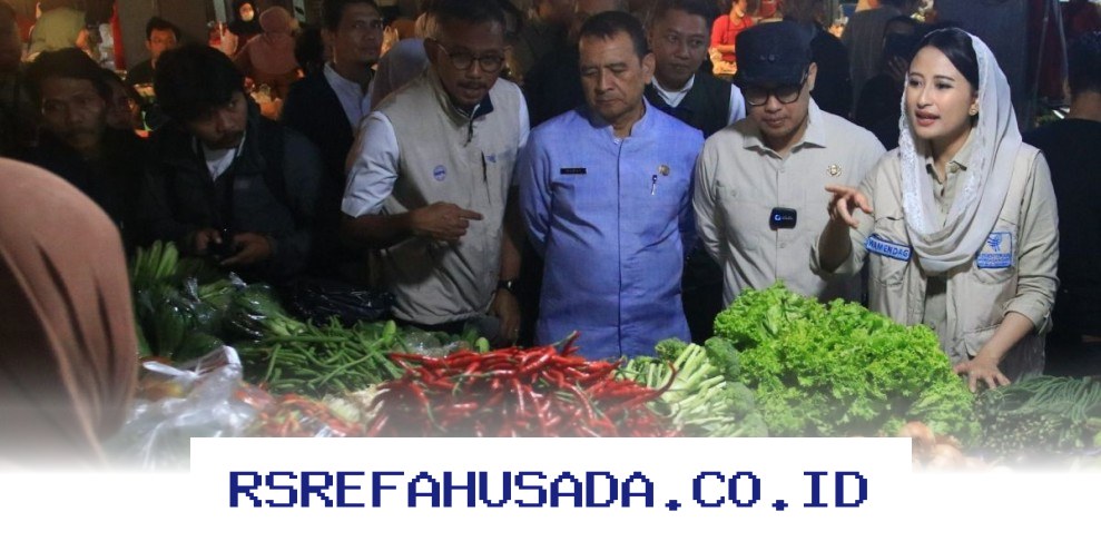 Mengapa Harga Cabai Melonjak Tajam Jelang Idul Fitri? Wamendag Buka Suara soal Dampak Cuaca Ekstrem!