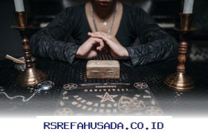 Ramalan Zodiak Hari Ini: Kejutan Sosial dan Peluang Keuangan yang Tak Terduga!